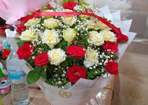 Bouquets de Mariage Élégants Alger