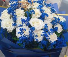 Bouquet de fleur pour fêter l'arrivée du bébé