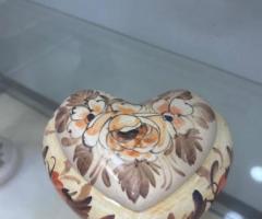Boîte Cœur en Céramique Artisanale – Coffret Décoratif Fleuri